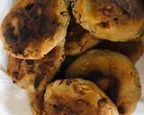 Foto del paso 3 de la receta: Gorditas de puyul y chicharroncitos rellenas de queso Feta! 🍺