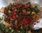 A picture of step 4 of Bhindi fry.