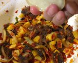 Foto langkah ke 5 dari resep Dendeng Balado Daging Sapi & Kentang.