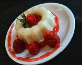 Foto del paso 11 de la receta: Panna cotta de coco con cuolis de fresa