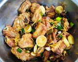 รูปขั้นตอนการทำที่ 5 ของ ซี่โครงหมูนึ่งเต้าหู้ยี้
