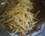 Foto langkah ke 3 dari resep Tumis selada merah dan kentang.