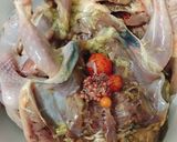 Hình bước làm 1 của món Chim Cút Ram Me