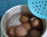 Foto langkah ke 1 dari resep Telor Kecap.