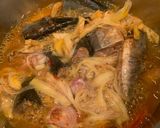 A picture of step 3 of Braised Mackerel with Young Jackfruit Fibers.