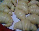 Foto del paso 13 de la receta: Medialunas caseras con jamón