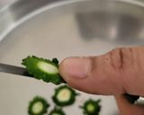 A picture of step 2 of Karela Chips.