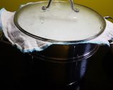 Hình bước làm 3 của món Bánh Flan sữa mẹ cho bé ăn dặm