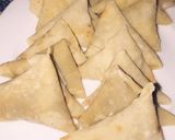 A picture of step 1 of Fried samosa.
