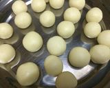 A picture of step 4 of Gulab jamun.