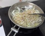 Hình bước làm 2 của món Mỳ xào thịt xay🍝