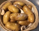 Une image de l'étape 4 de Pommes de terre au diable à l'ail et au thym.