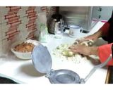 Foto del paso 2 de la receta: Gorditas de chicharrón prensado