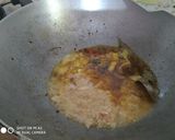 A picture of step 2 of Crab curry.