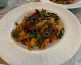 Foto del paso 3 de la receta: Penne Rigatti, pomodoro, pesto y albahaca #Stilepiretta