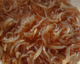 Foto del paso 1 de la receta: Níscalos con cebolla caramelizada y queso de cabra