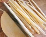 Hình bước làm 1 của món Gỏi Somtam Củ Cải Thuỵ Điển & Ba Khía