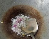 Foto langkah ke 2 dari resep Nasi Goreng Ayam.
