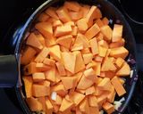 Une image de l'étape 1 de ° velouté de patate douce à la créole °.