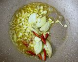 Foto langkah ke 3 dari resep Udang Saos Mentega.