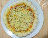 Foto langkah ke 6 dari resep Pizza teflon.