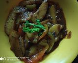 A picture of step 2 of Capsicum and potato ki sabzi.