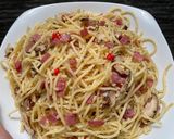 Foto langkah ke 2 dari resep Spaghetti aglio olio.