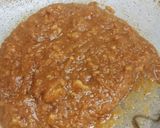 A picture of step 5 of Akhrot dhoda.