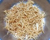 A picture of step 4 of Crispy Noodles Chaat.