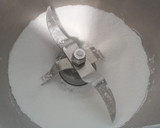 Foto del paso 2 de la receta: Helado de melón elaborado con la Monsieur Cuisine Plus