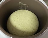 Foto langkah ke 8 dari resep Pandan Chiffon Cake in Rice Cooker.