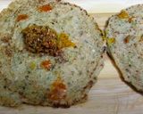 A picture of step 8 of Suji Thalipeeth.