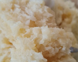 Foto del paso 2 de la receta: Buñuelos de yuca y queso 🧀 Buñuelos de mandioca sin féculas y sin harinas, ¡a pura mandioca fresca!