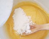 Foto del paso 3 de la receta: Budín de nuez, almendras y dulce de leche