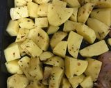 Roasted potatoes রেসিপির ধাপ 2 ছবি