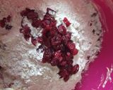 A picture of step 18 of Cranberries and ginger sponge cakes.