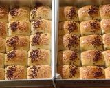 Foto langkah ke 11 dari resep Bolen Pisang Coklat Keju.
