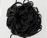 Foto del paso 2 de la receta: Espaguetis🍝Al Nero Di Seppia con Atún en Salsa Roja...!😋