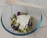 Mediterrán joghurtos salátamix recept fázis 5 fotója