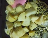 Foto langkah ke 3 dari resep Potato Oregano.