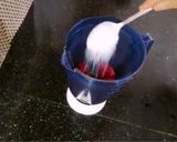 A picture of step 1 of Strawberry Milkshake.