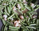 Foto langkah ke 3 dari resep Tumis Buncis Udang.