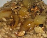 Foto del paso 7 de la receta: Risotto de pera caramelizada y nueces con salsa de trufa