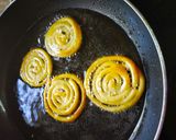 A picture of step 7 of Urad Dal Jalebi.