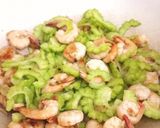 Foto langkah ke 3 dari resep Tumis Pare Udang.