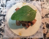 Foto del paso 3 de la receta: Mini empanadas de carne y salvia