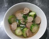 Foto langkah ke 6 dari resep Sup Oyong Bakso.