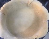 A picture of step 3 of Strawberry and Pineapple Pie.