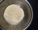 A picture of step 2 of Sattu paratha.