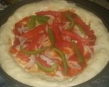 A picture of step 2 of Chicken,vegetable and cheese pizza.